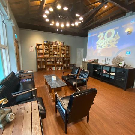 Tainan Macarthur Homestay Exteriör bild