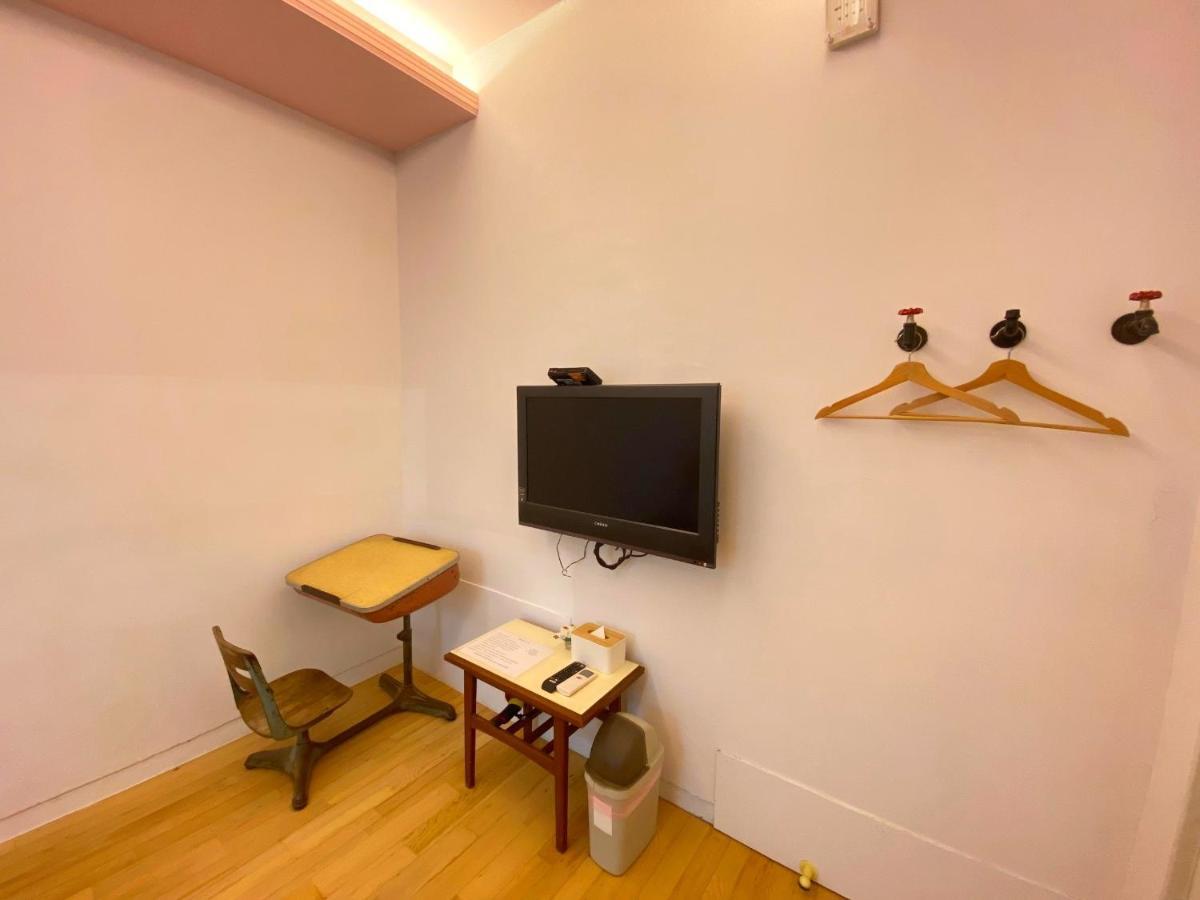 Tainan Macarthur Homestay Exteriör bild