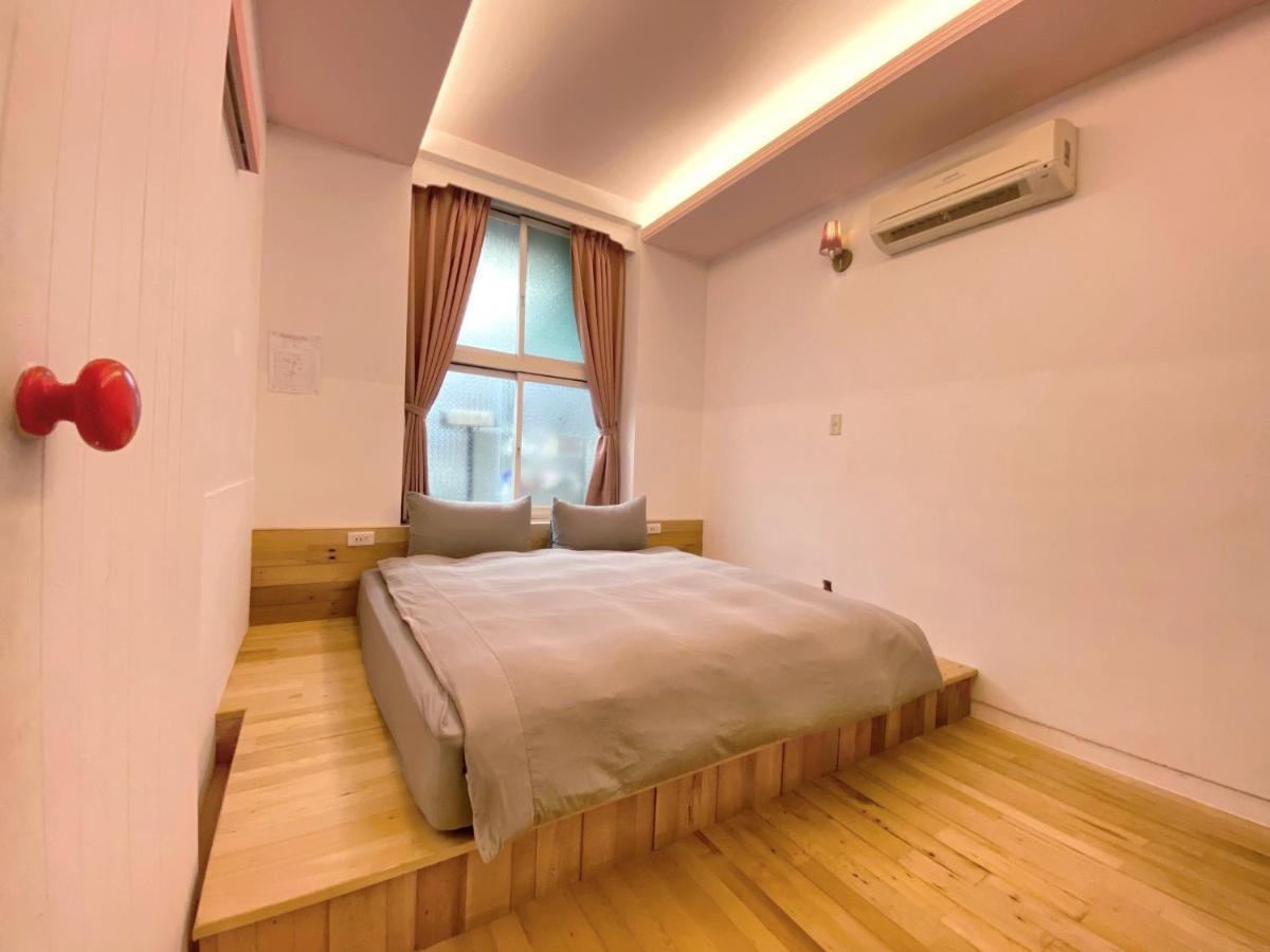 Tainan Macarthur Homestay Exteriör bild