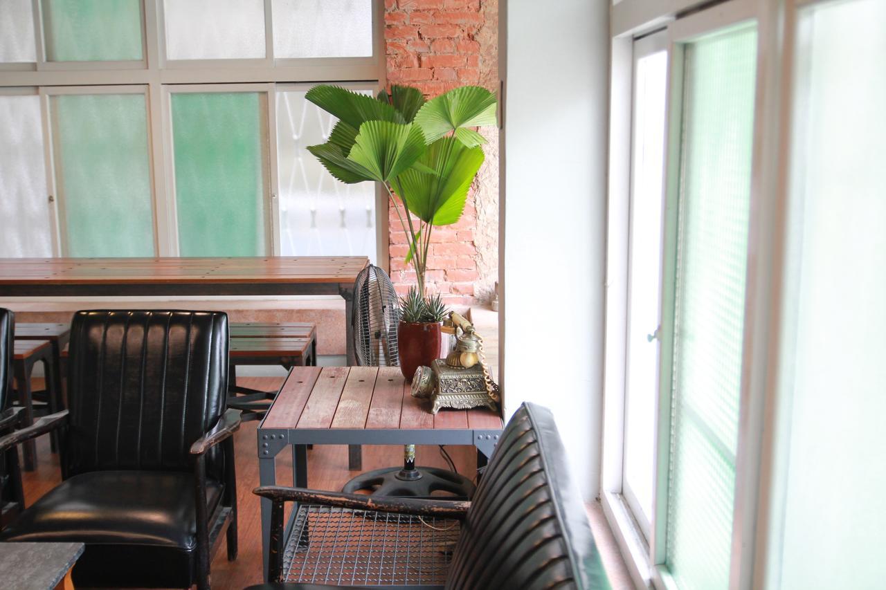 Tainan Macarthur Homestay Exteriör bild